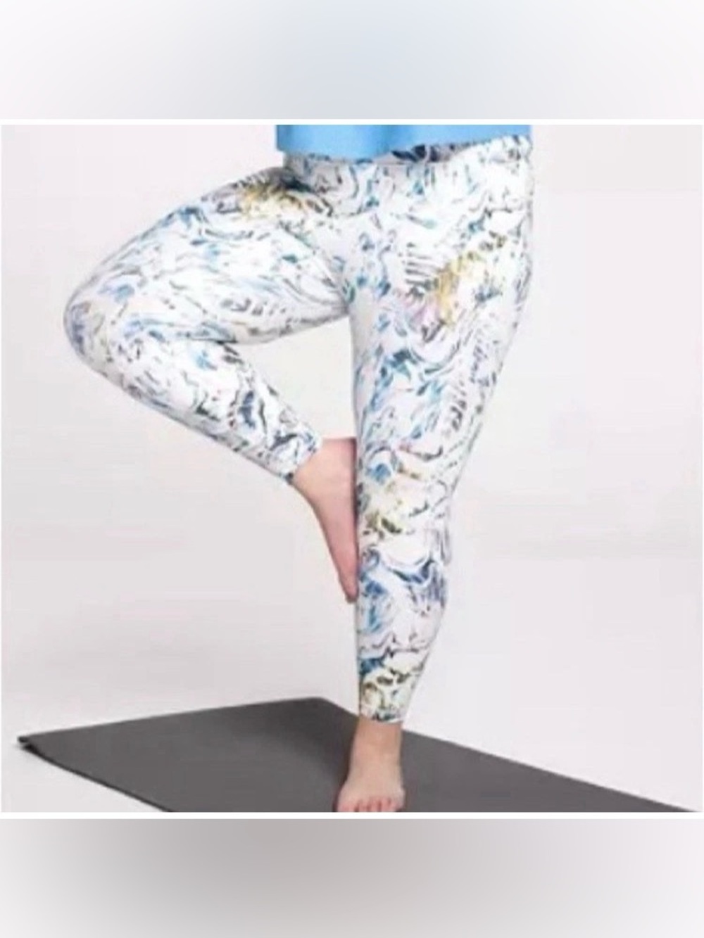 NWT CALIA by Carrie Underwood Women's Inspire High Rise 7/8 Legging multi color
